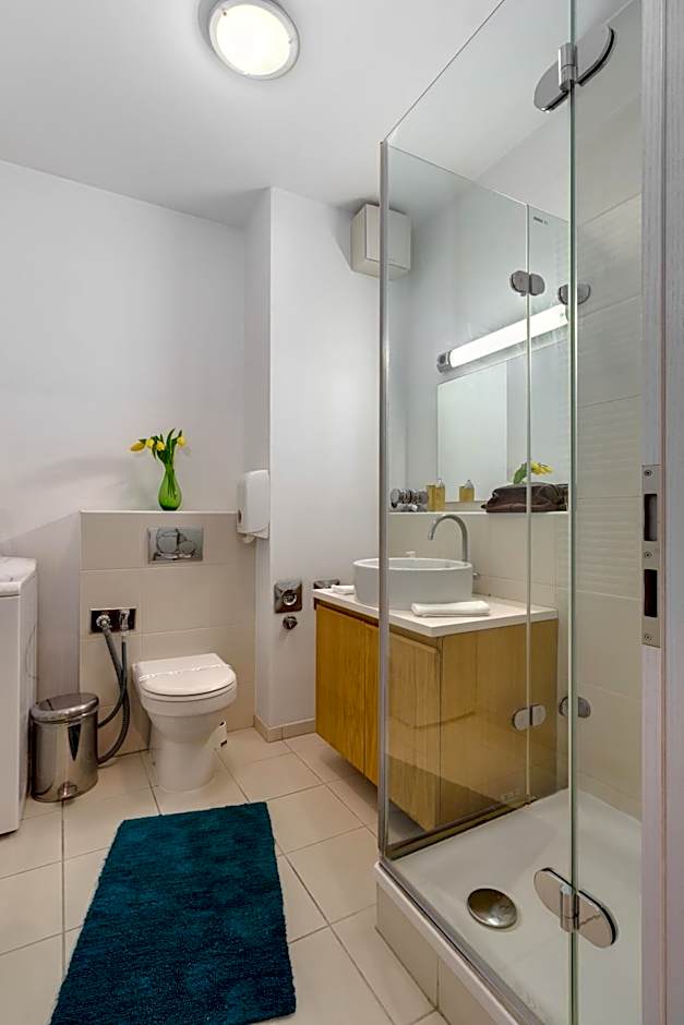 Quality Point Apartments 0-24 reception