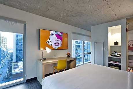 Room, 1 King Bed, Non Smoking