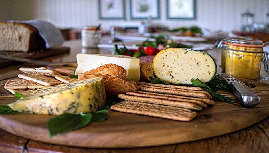 Three Tree Hill Lodge