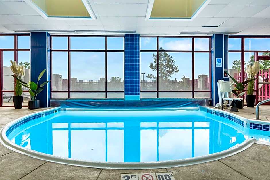 Thousand Hills Resort Hotel