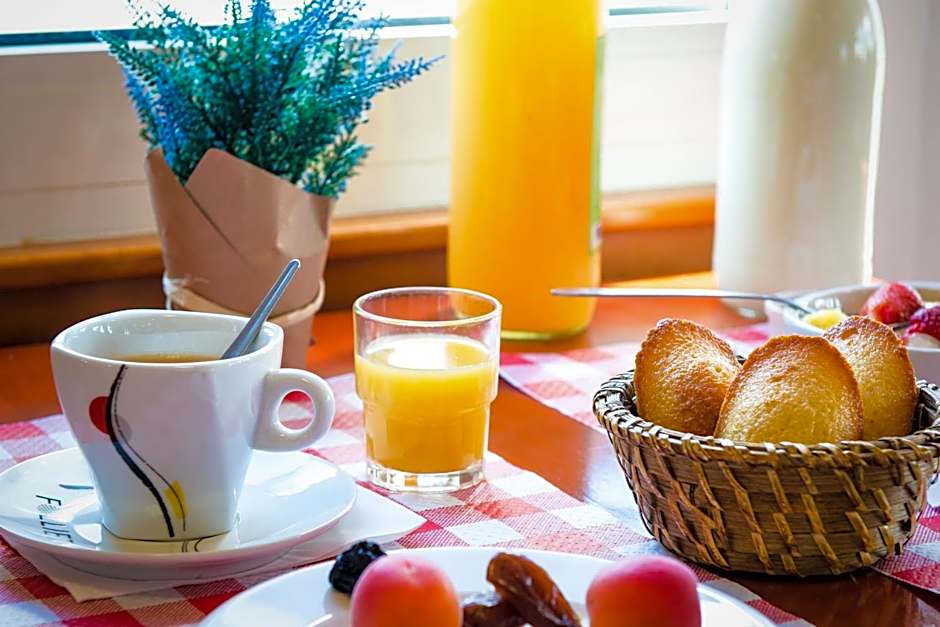 Brit Hotel Blois - Le Préma