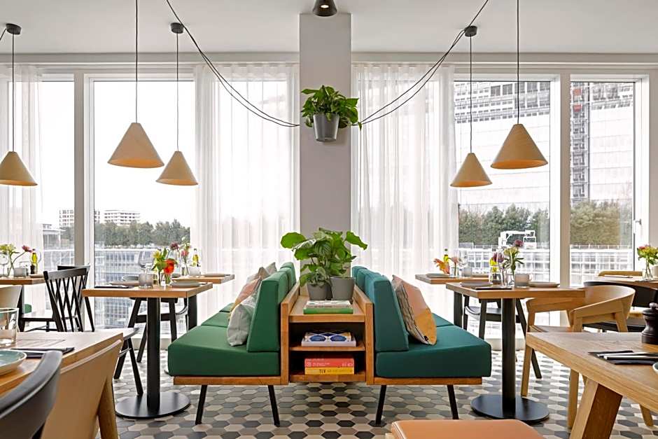 Zoku Paris