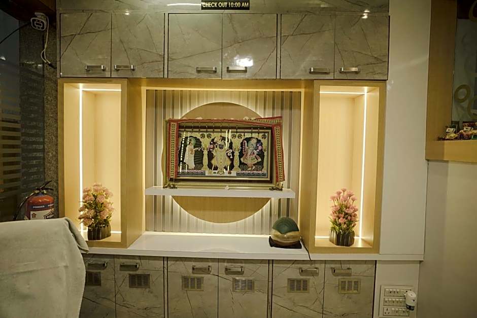 Hotel Ashapura Palace