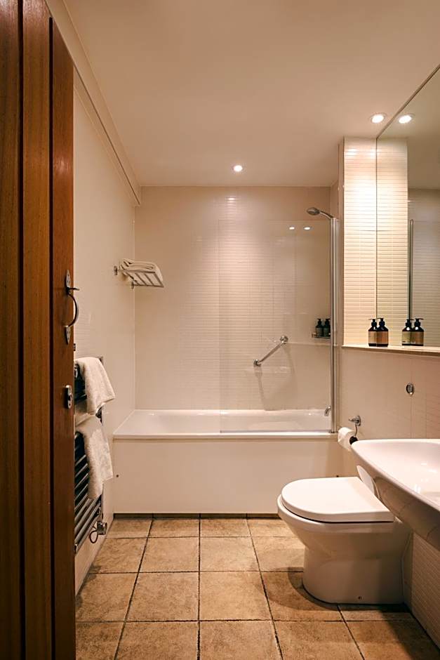 The Pilsley Inn - Chatsworth