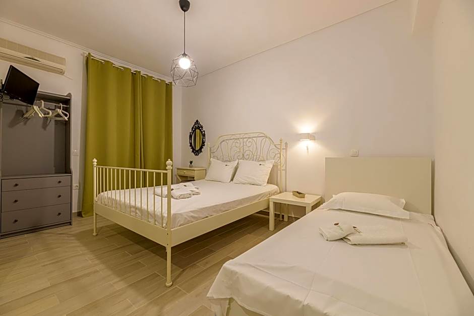 Denise Studios and Apartments