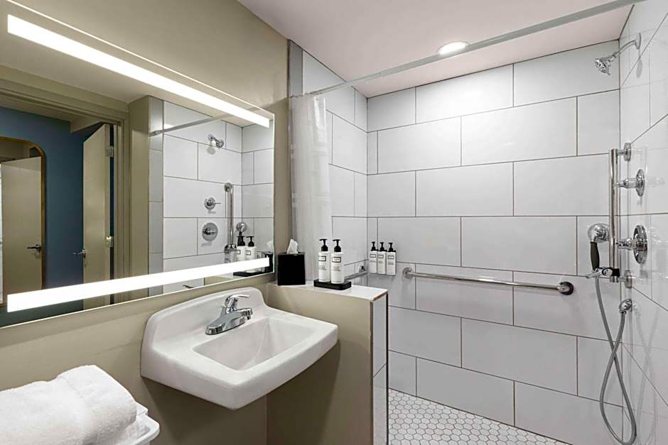 Wyndham Garden Louisville KY