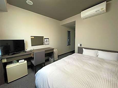 Single Room - Non-Smoking