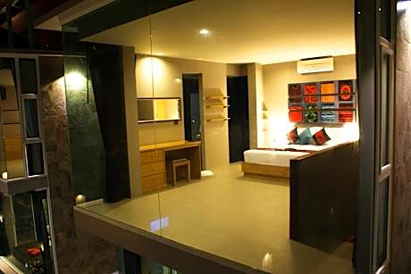 Duplex Room with Pool Access