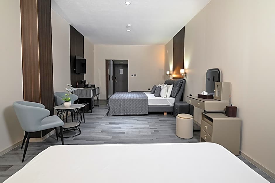 Grey Star Hotel