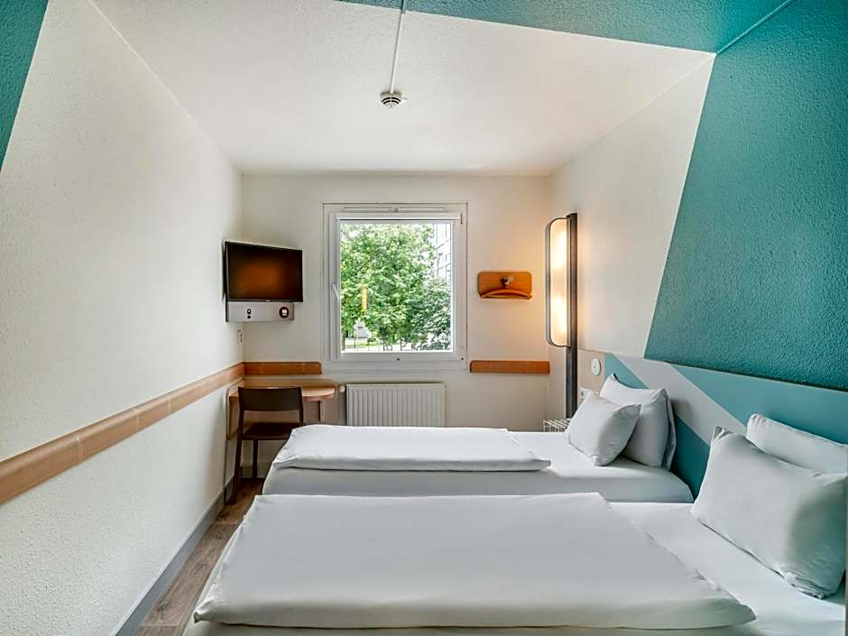 B&B HOTEL Freiburg-West