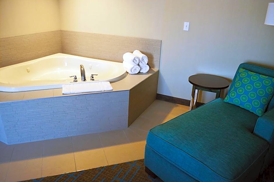 Holiday Inn & Suites Syracuse Airport - Liverpool By IHG