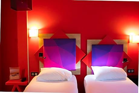 Standard Two Single Bed