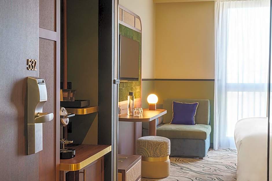 voco Paris  Porte de Clichy By IHG