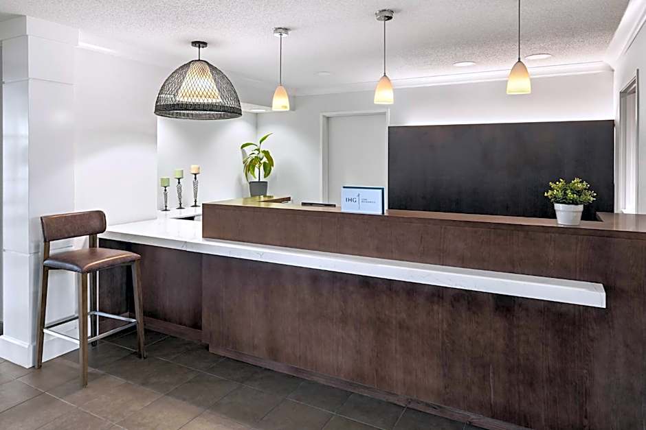 Staybridge Suites Minneapolis-Maple Grove By IHG