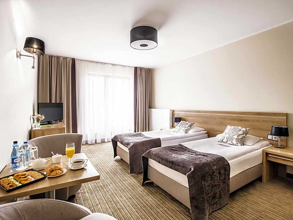 Mercure Wiazowna Brant