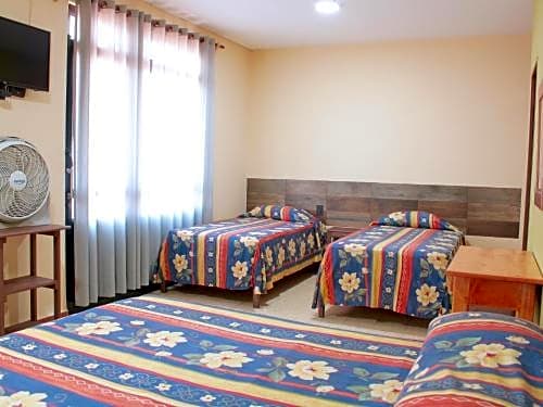 Hotel Galaxia