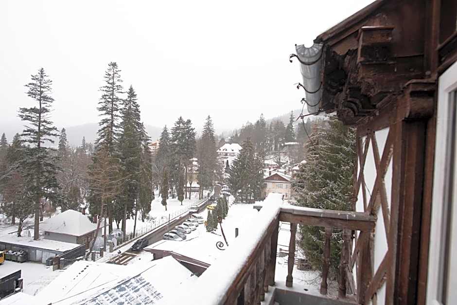 Royal Residence 1901