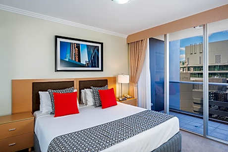 One-bedroom river view