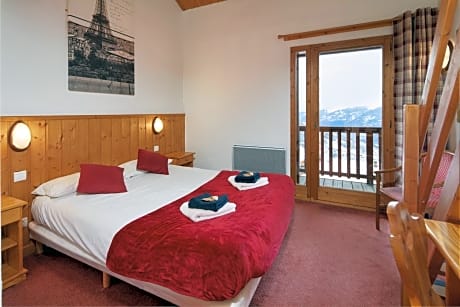 Double Room with Mountain View