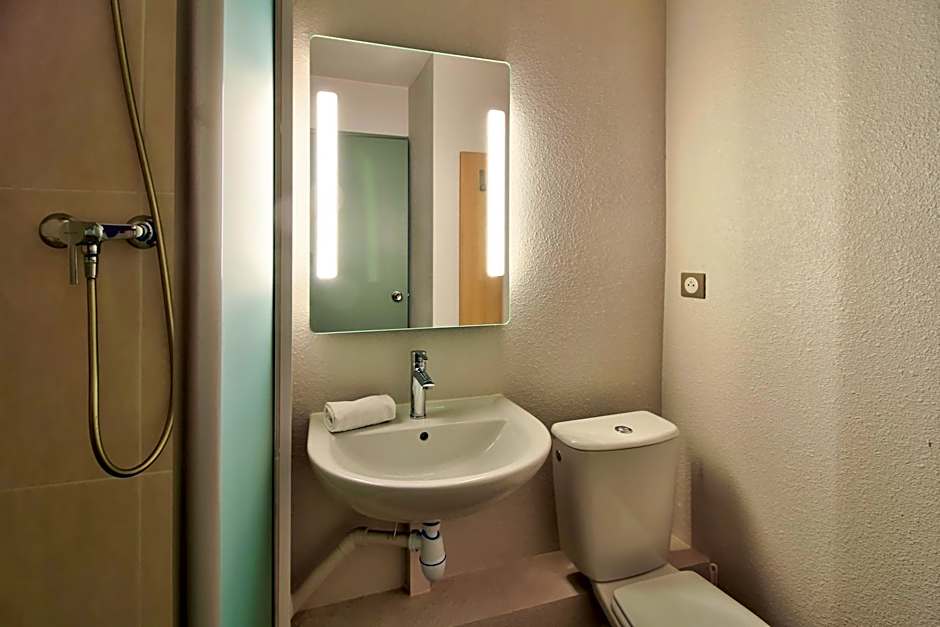 B&B HOTEL Beaune Sud 1 Palais des Congrès