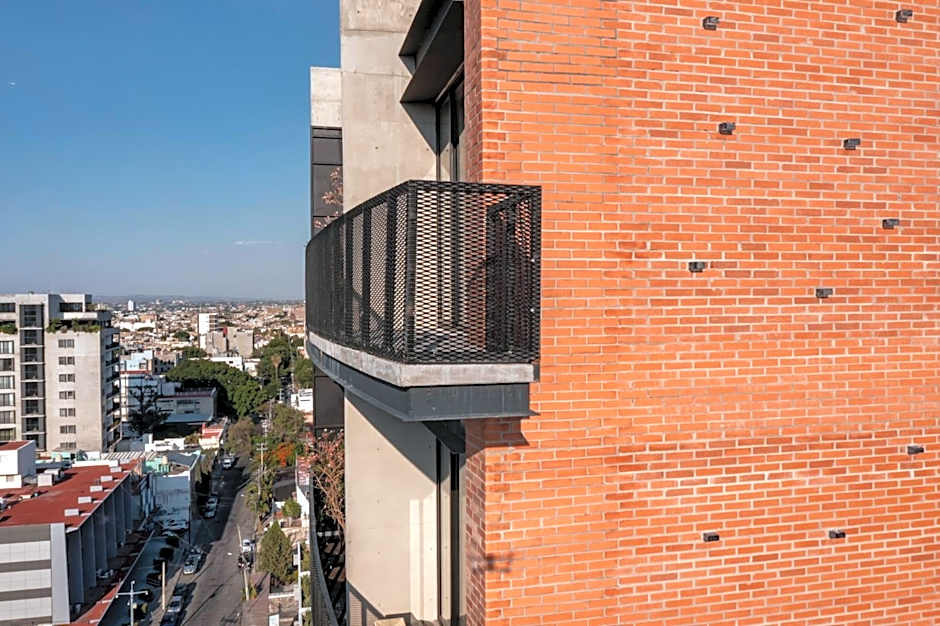 Paradise Flat Witgdl