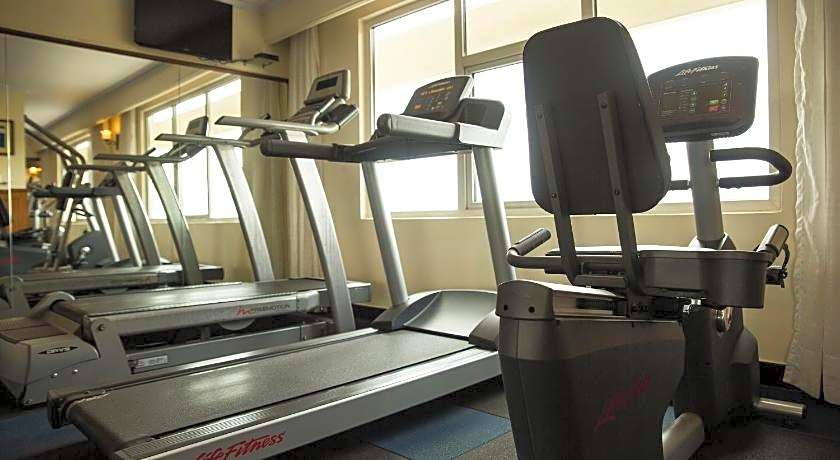 Peerless Hotel Kolkata