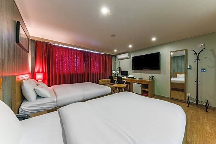 Jeonjuu Smile Hotel