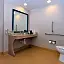 Holiday Inn Express Crestwood By IHG