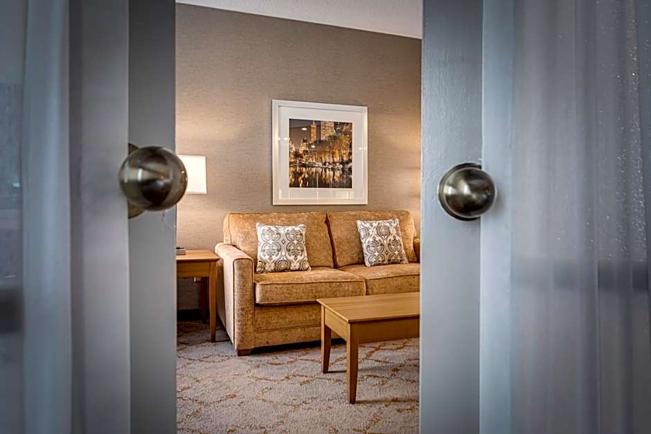 Monte Carlo Inns - Vaughan Suites