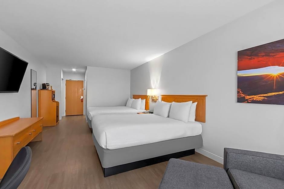 Red Lion Inn & Suites Goodyear - West Phoenix