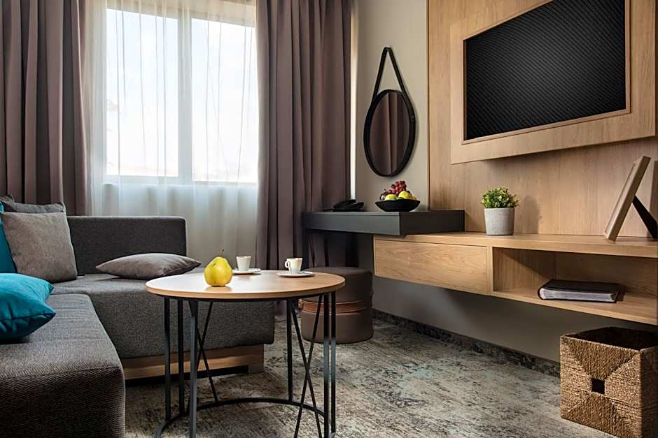 THE STAY Boutique Hotel Central Square - Free Compliments - Free Wi-Fi - TOP LOCATION - Nearby Paid Parking