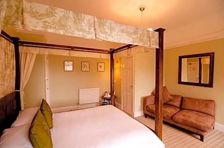 King Room with Garden View