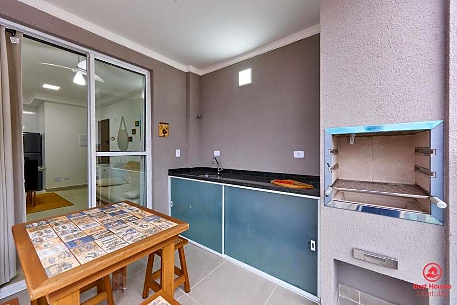 BH28: 1 Quadra d Praia, Ar, Churrasqueira, Piscina