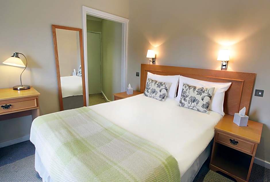 Victoria Square Hotel Clifton Village