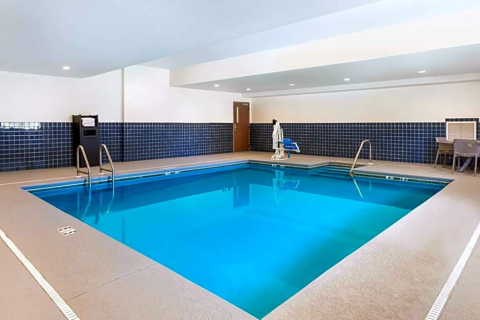 Sleep Inn & Suites North Mobile Saraland