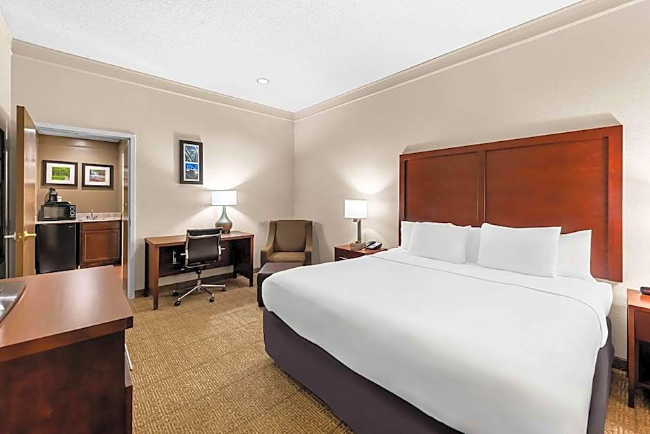 Comfort Inn & Suites Heath