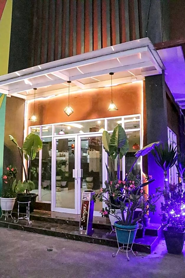Hotel Pesona Merak