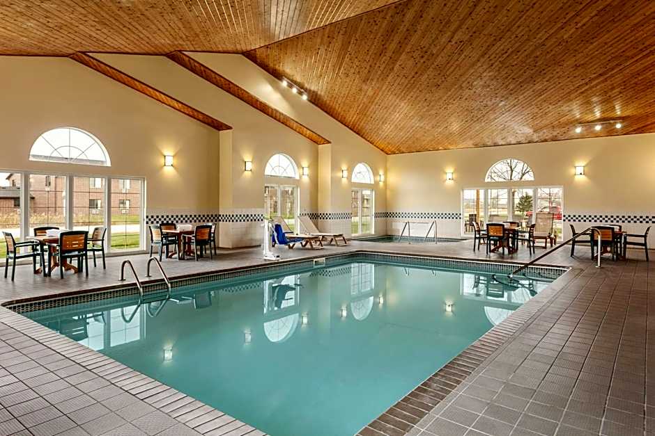 Country Inn & Suites by Radisson, Ames, IA