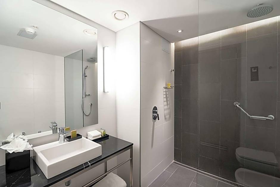 SORO Montevideo, Curio Collection by Hilton