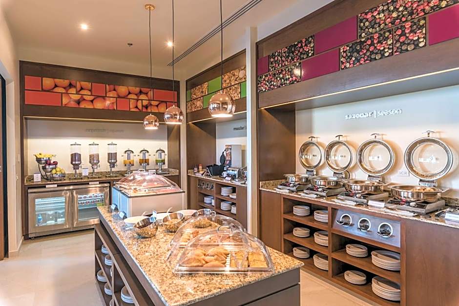 Hampton Inn & Suites by Hilton Salamanca Bajio