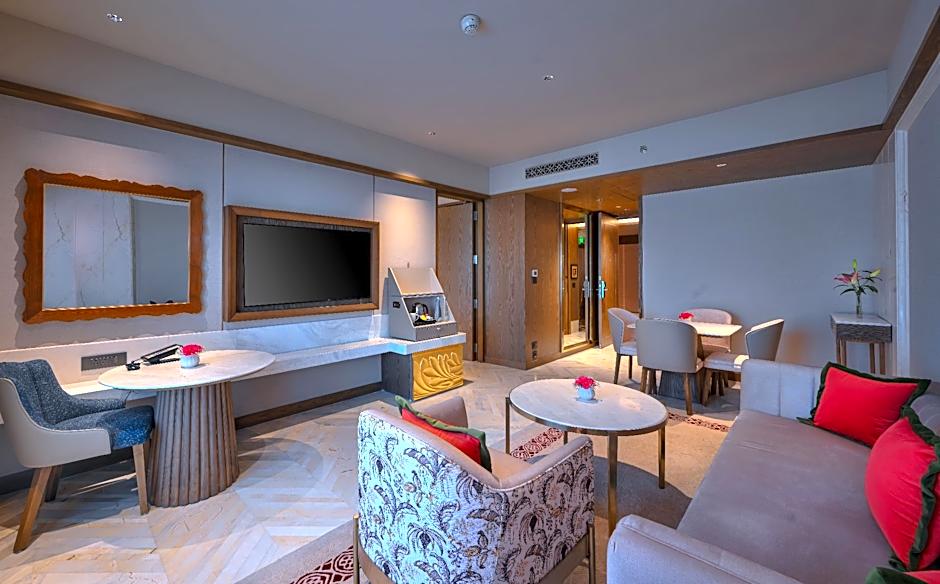 Taj Hotel & Convention Centre Agra