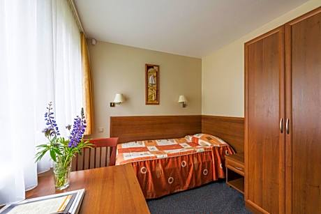 Single Room - Disability Access with Spa Access