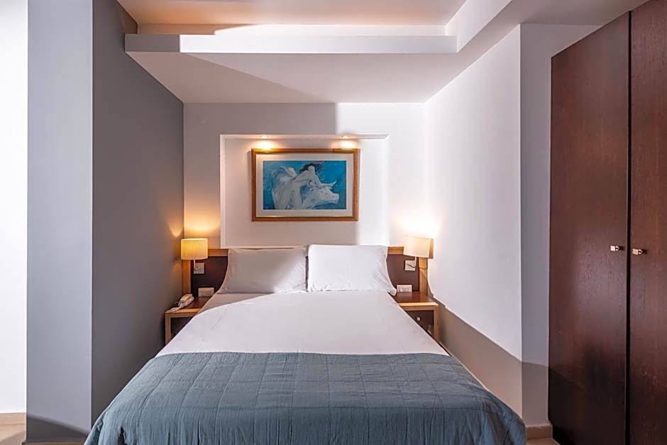 Iraklion Hotel