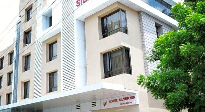 Hotel Silver Inn