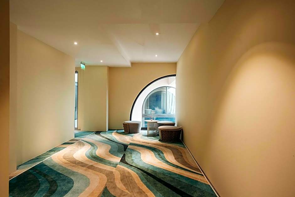 Elements Hotel & Shops Curacao