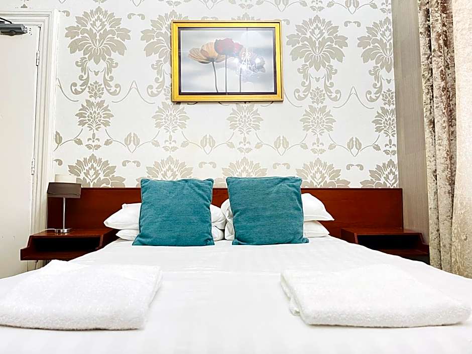 Trivelles Park Hotel