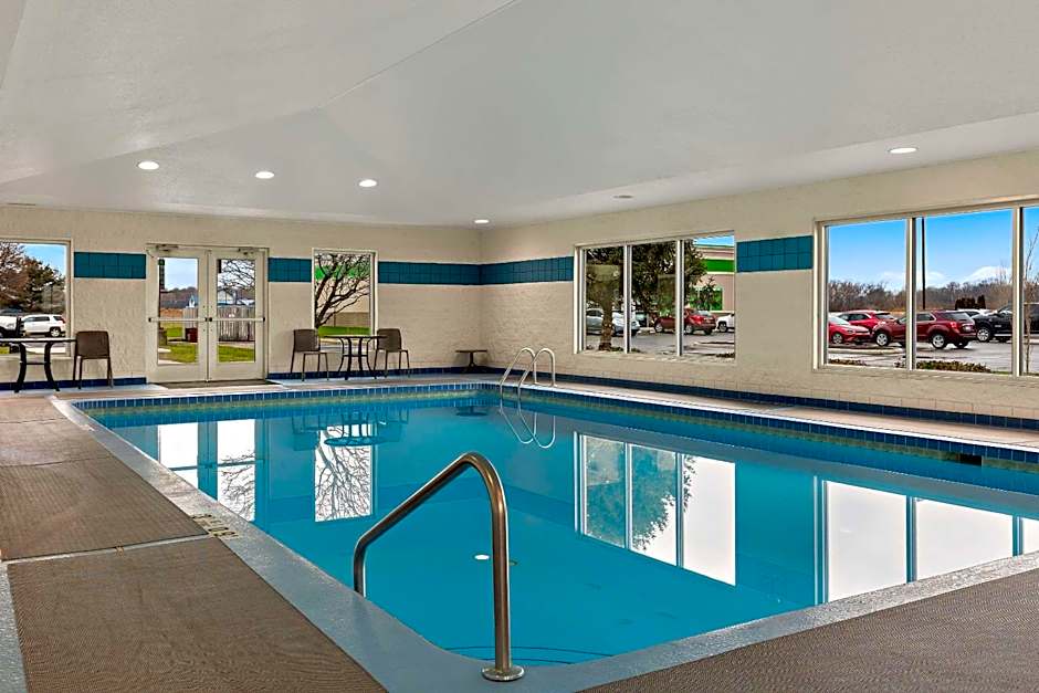 Comfort Inn & Suites Fremont