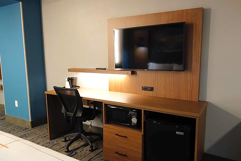 La Quinta Inn & Suites by Wyndham Springfield