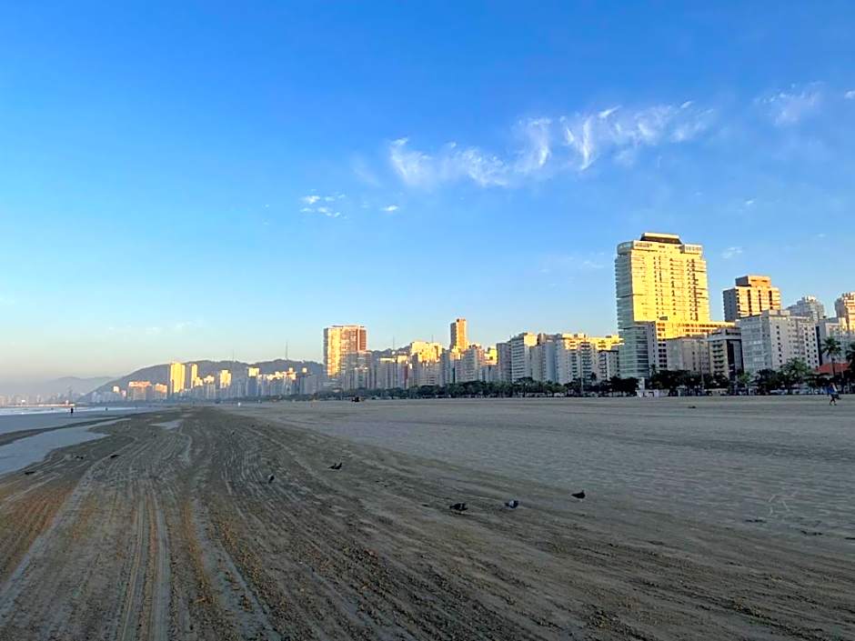 Cosmopolitan Praia Flat