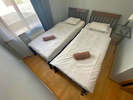 Economy Twin Room with Private Bathroom Nr. 4